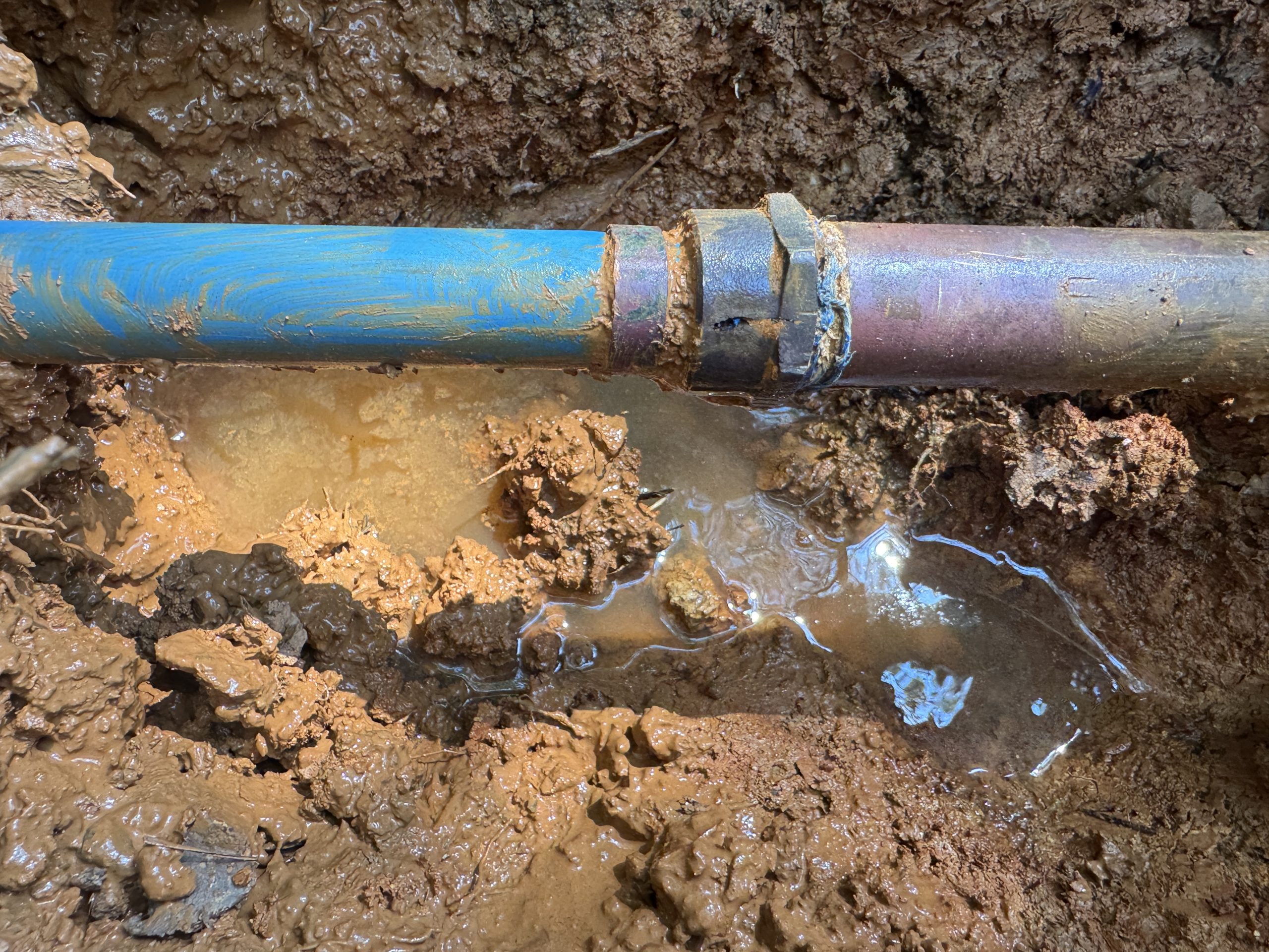 Adairsville Waterline Leak
